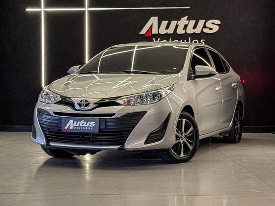 TOYOTA YARIS 1.5 16V FLEX SEDAN XL LIVE MULTIDRIVE TOYOTA YARIS 1.5 16V FLEX SEDAN XL LIVE MULTIDRIVE